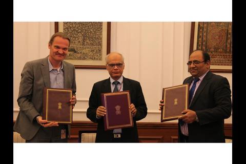 The government, World Bank and project promoter Dedicated Freight Corridor Corp of India Ltd signed a US$1·1bn loan agreement to fund the second phase of the Eastern DFC on December 11.